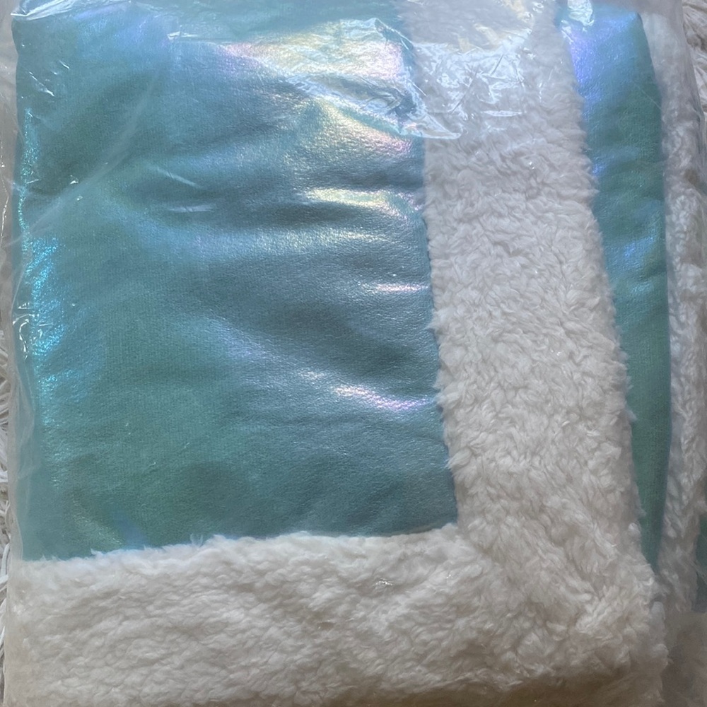 Justice NEW letter “S” Blanket NWT